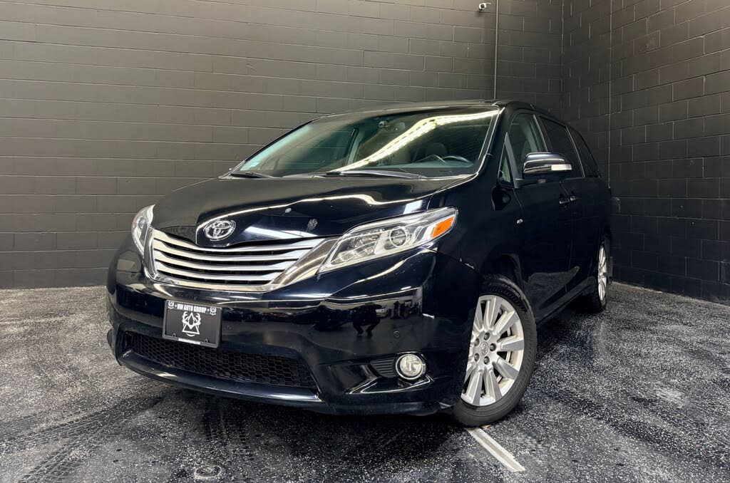 2017 Toyota Sienna Limited 7-Passenger AWD
