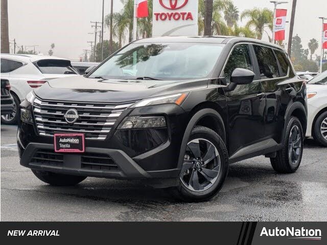 2024 Nissan Rogue SV FWD