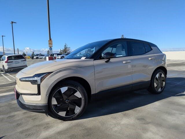 2026 Volvo EX30 Twin Ultra eAWD