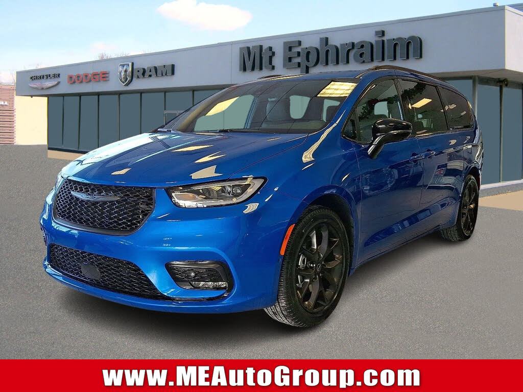 2026 Chrysler Pacifica Select FWD