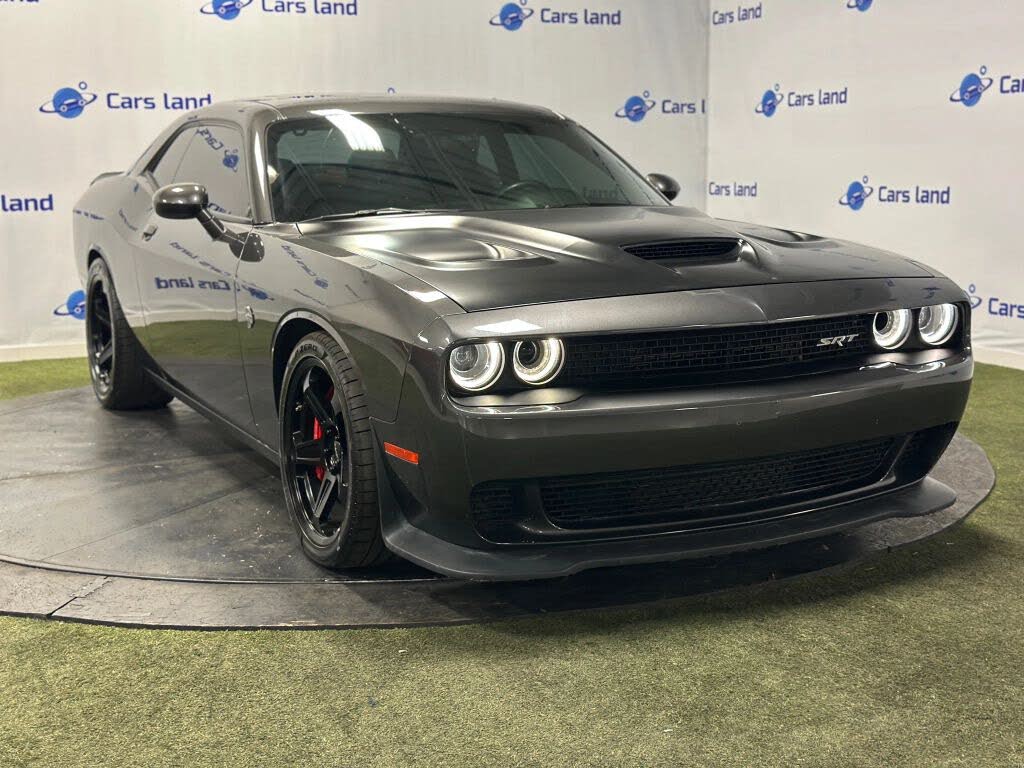 2016 Dodge Challenger SRT Hellcat RWD