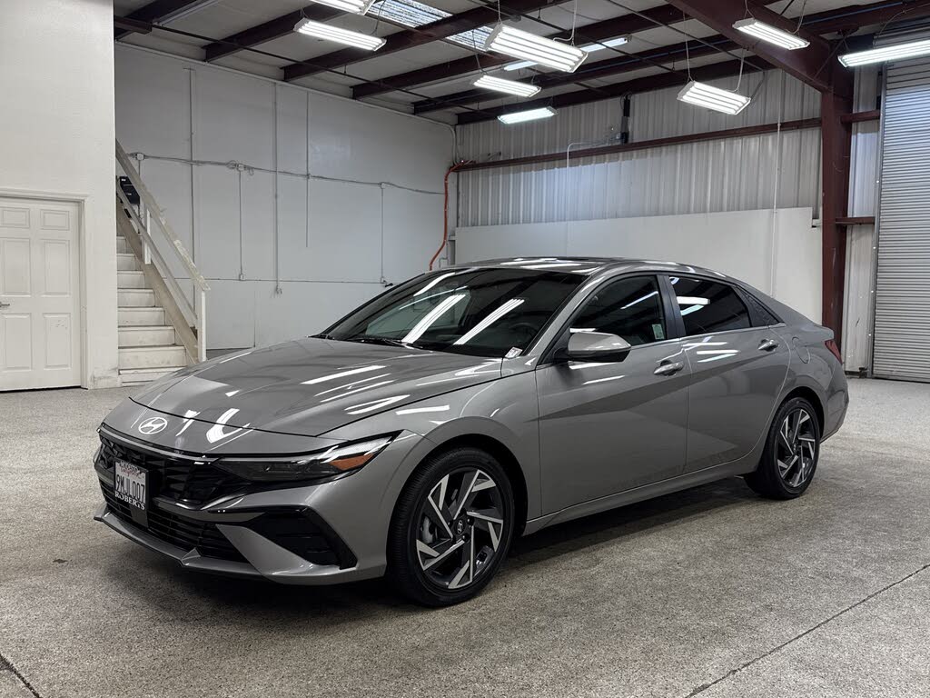 2024 Hyundai Elantra Hybrid Limited FWD