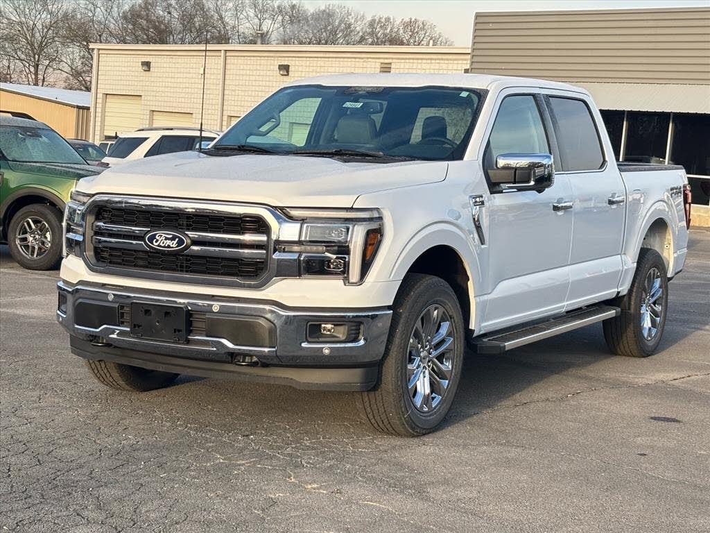 2025 Ford F-150 Lariat SuperCrew 4WD