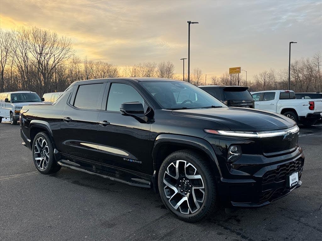 2024 Chevrolet Silverado EV RST e4WD