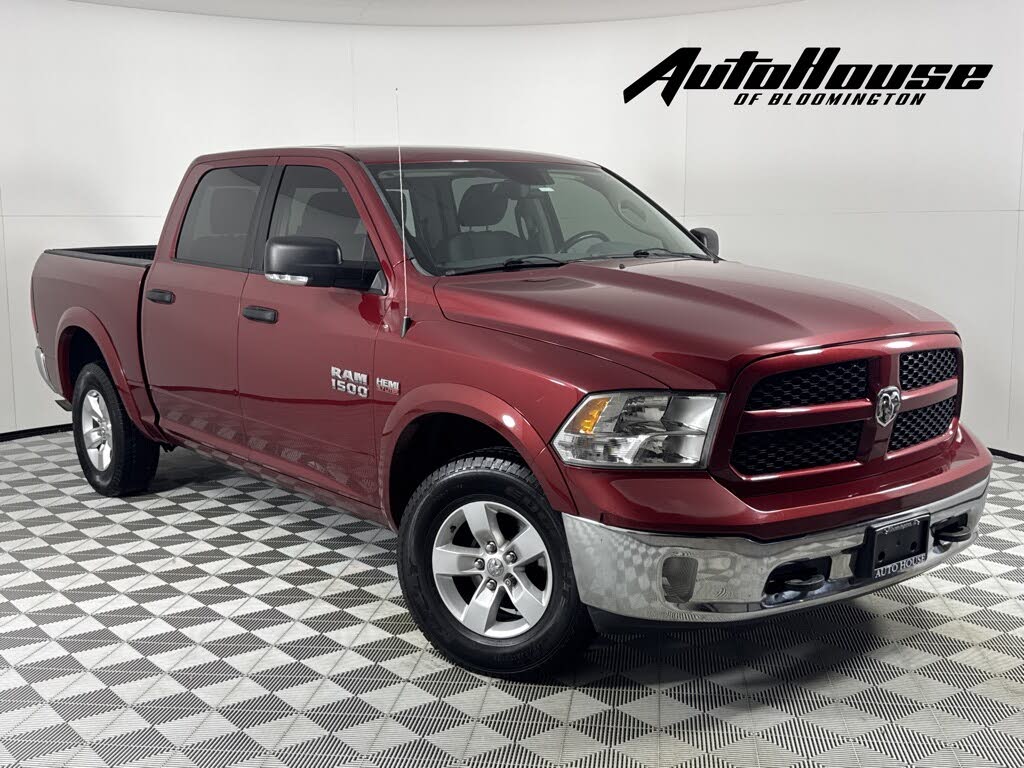 2015 RAM 1500 SLT Crew Cab 4WD