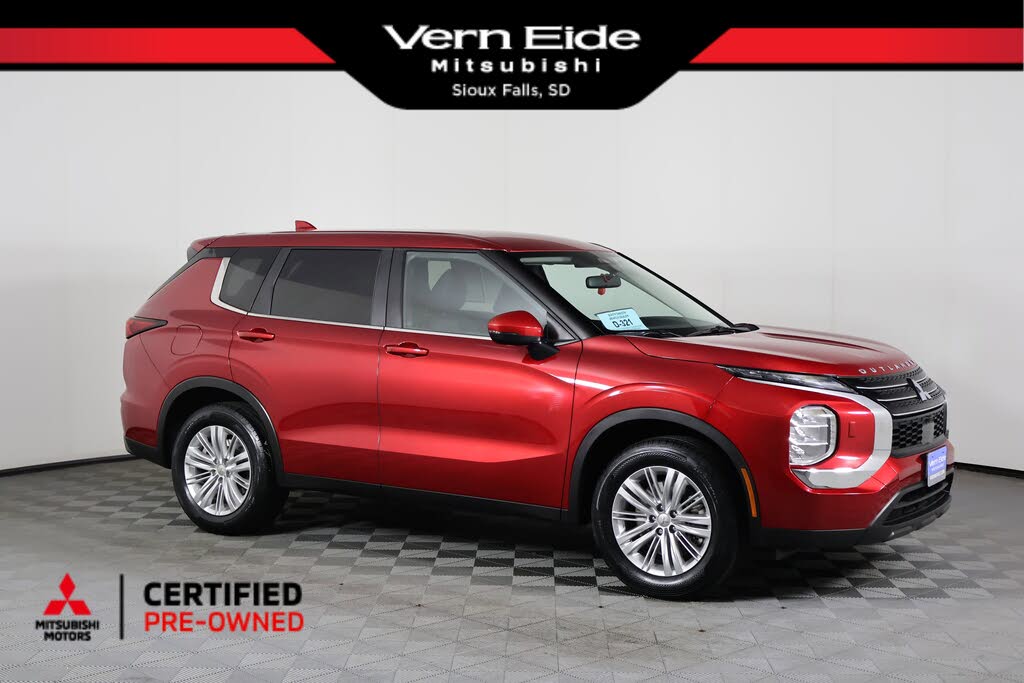 2024 Mitsubishi Outlander ES S-AWC