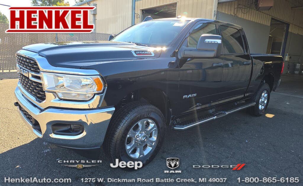 2024 RAM 2500 Big Horn Crew Cab 4WD