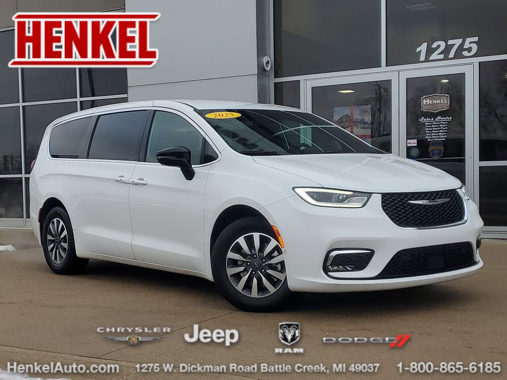 2025 Chrysler Pacifica Hybrid Select FWD