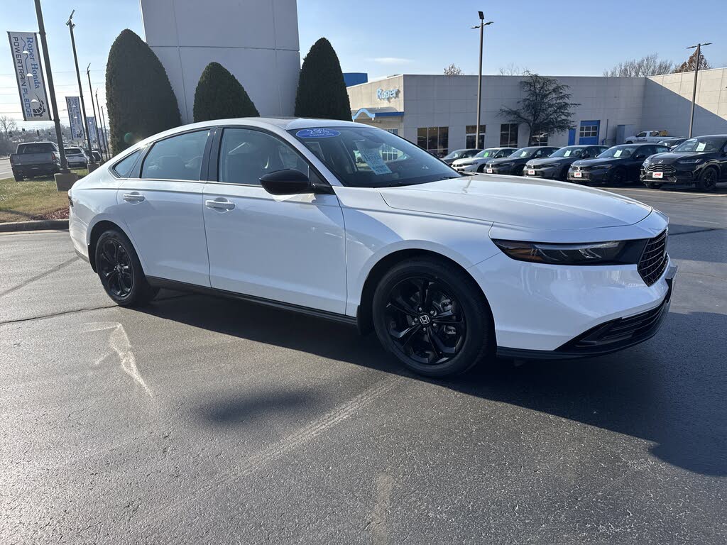 2025 Honda Accord SE FWD