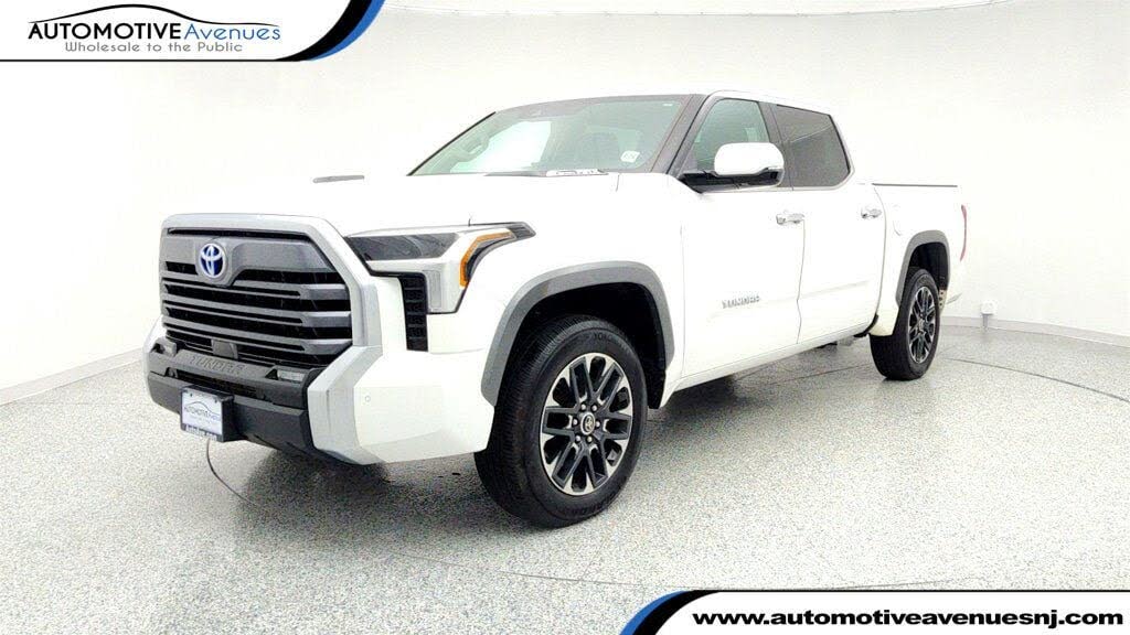 2023 Toyota Tundra Hybrid Limited HV CrewMax Cab 4WD