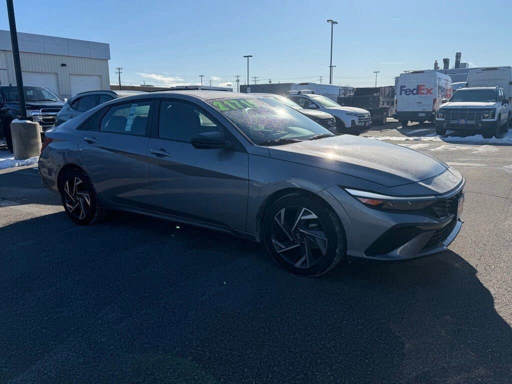 2025 Hyundai Elantra SEL Sport FWD