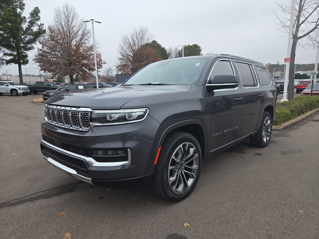 2023 Jeep Grand Wagoneer Series III 4WD