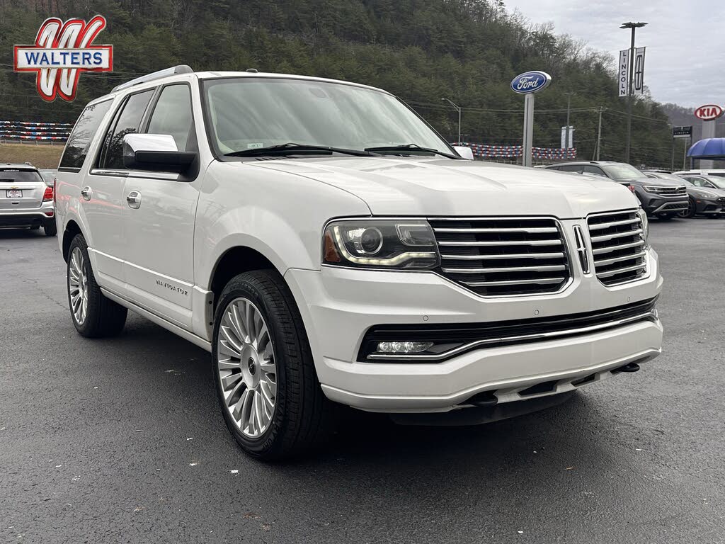 2016 Lincoln Navigator Select 4WD