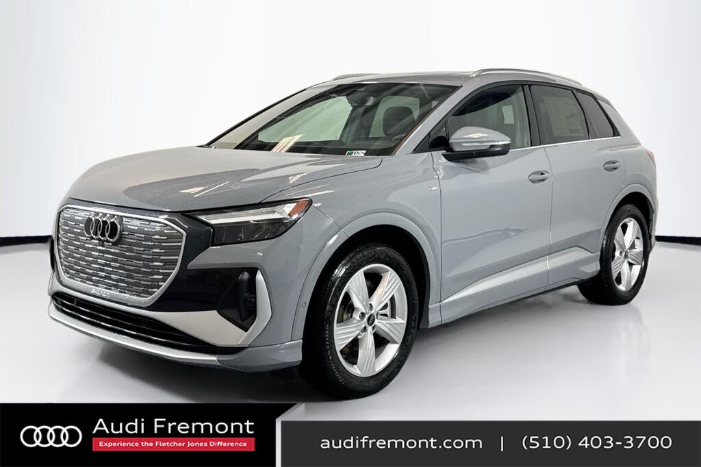 2026 Audi Q4 e-tron quattro Premium Plus 55