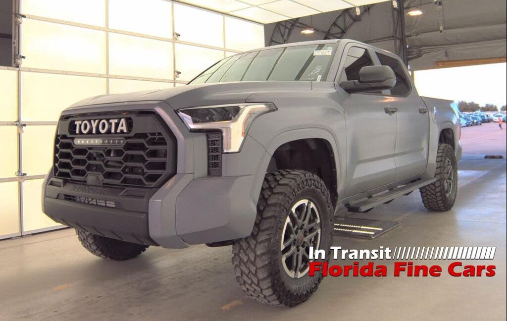 2024 Toyota Tundra SR CrewMax Cab 4WD