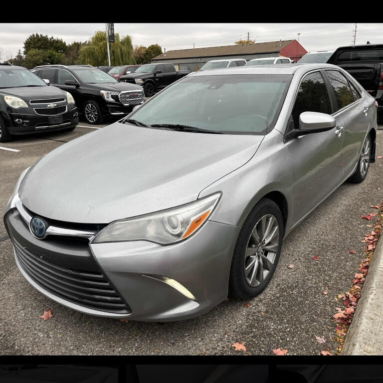 2016 Toyota Camry Hybrid XLE FWD
