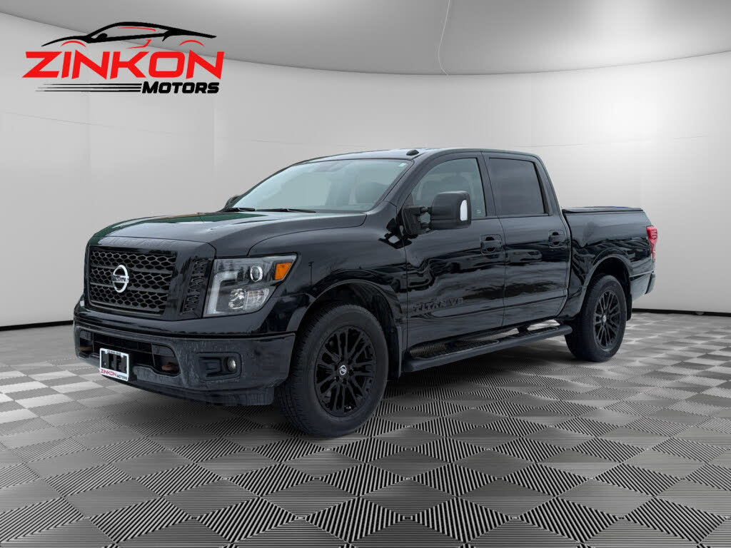 2018 Nissan Titan SV Crew Cab 4WD