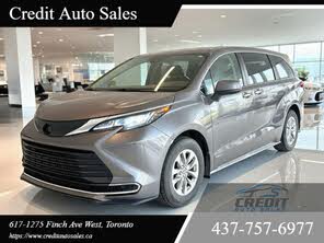 Toyota Sienna XLE 8-Passenger FWD