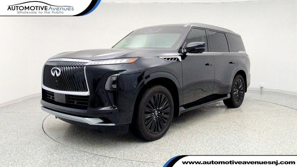 2025 INFINITI QX80 Sensory 4WD