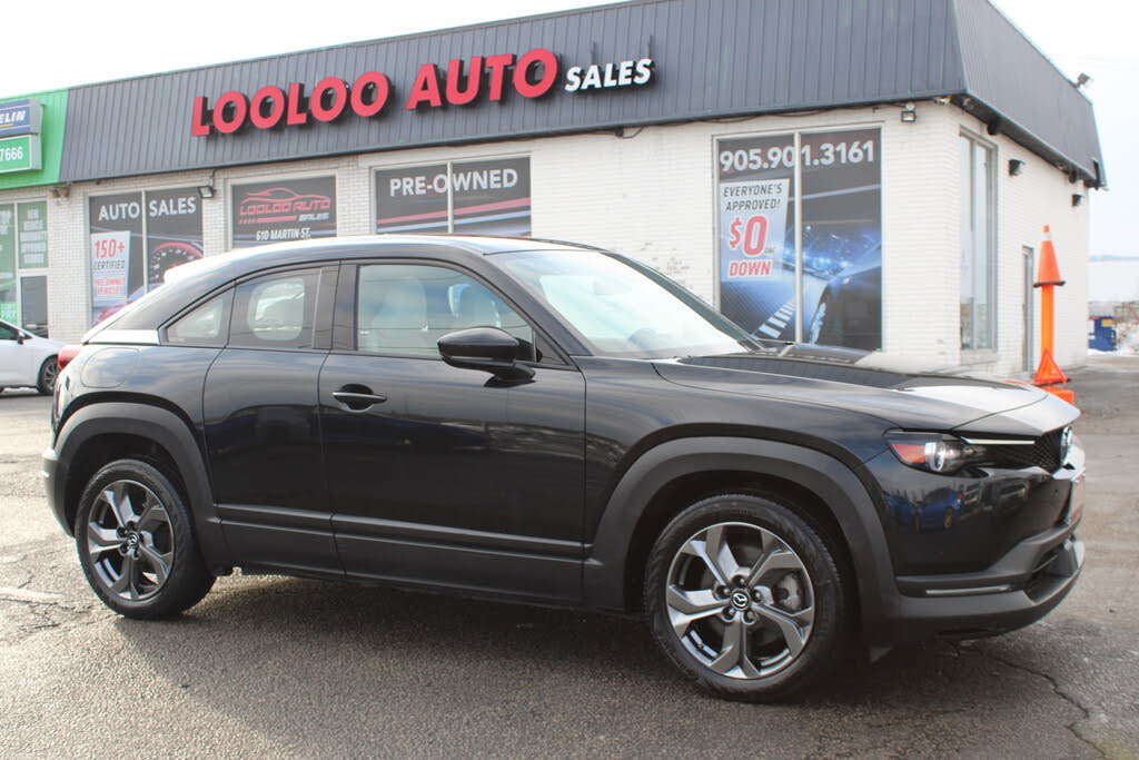 2022 Mazda MX-30 Premium Plus FWD