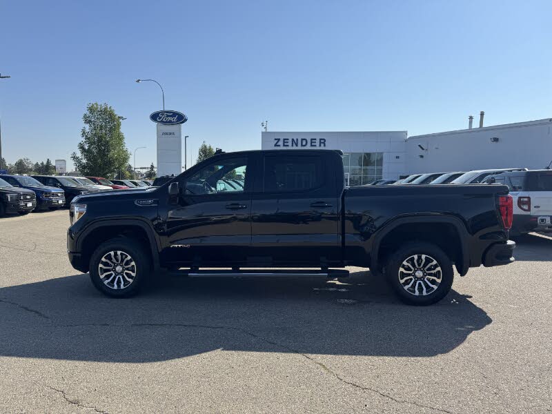 2021 GMC Sierra 1500 AT4 Crew Cab 4WD