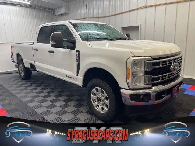 2023 Ford F-250 Super Duty XLT Crew Cab 4WD