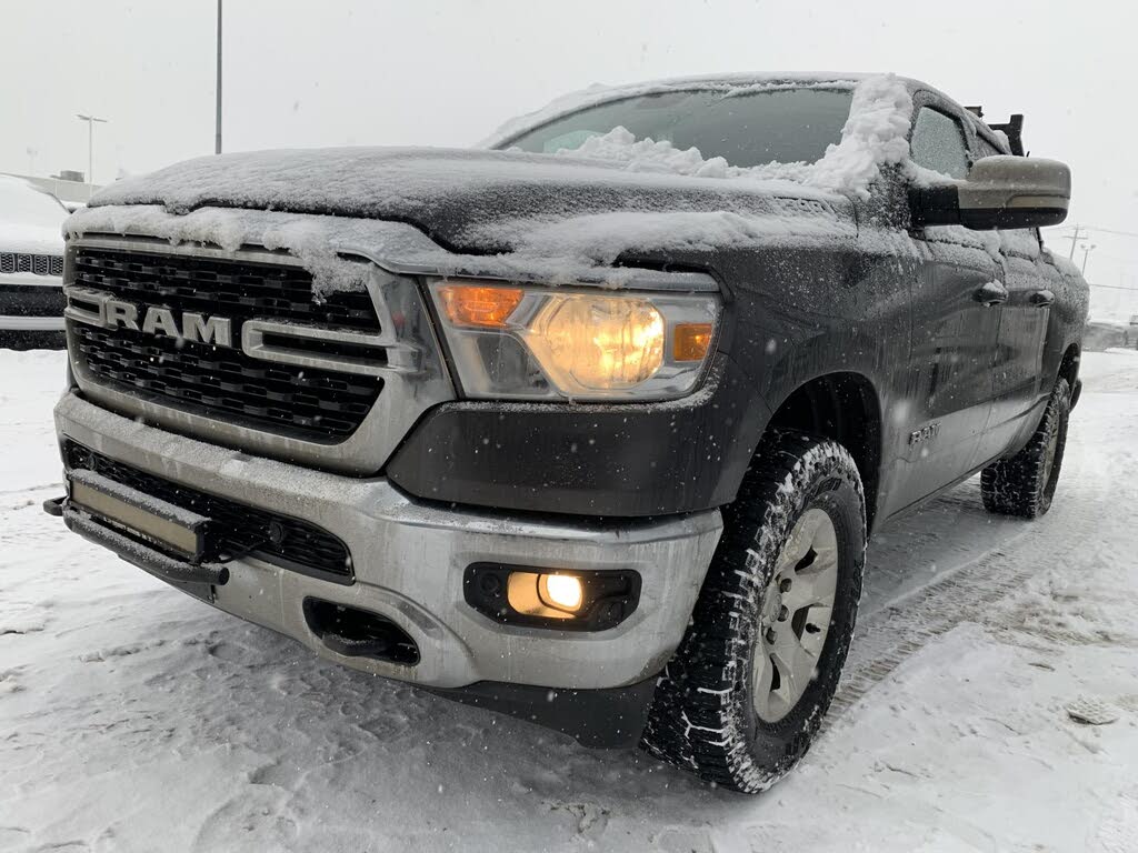 RAM 1500 Big Horn Crew Cab 4WD 2022