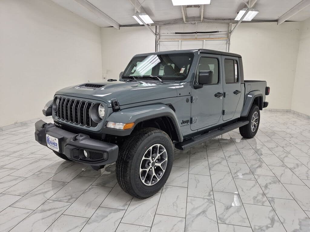 2026 Jeep Gladiator Sport S Crew Cab 4WD