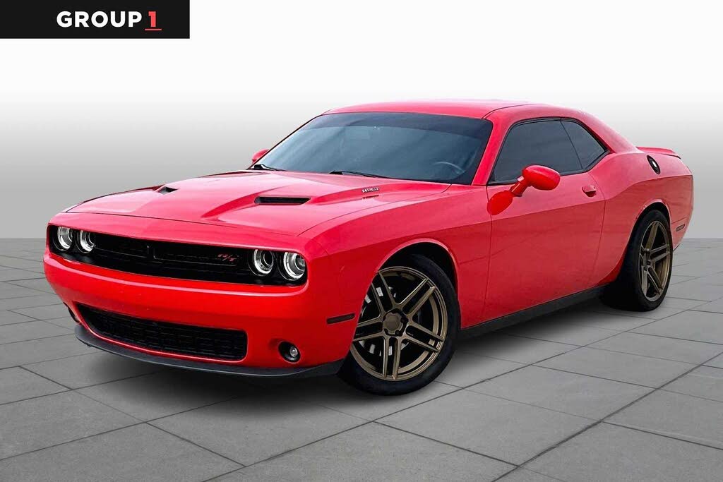 2016 Dodge Challenger R/T Plus RWD