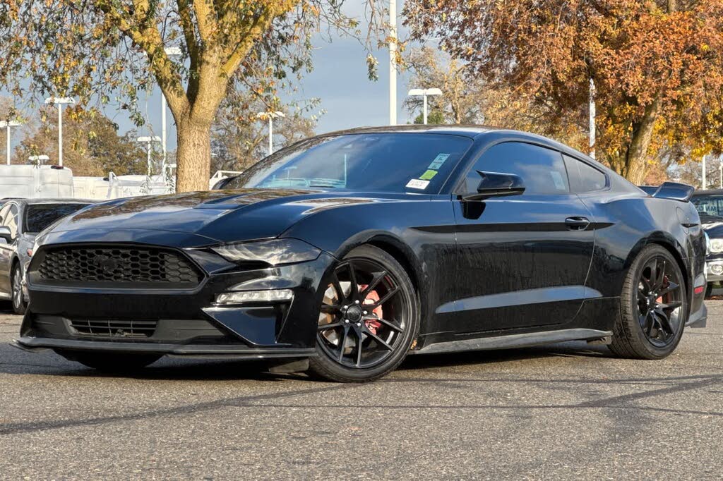 2022 Ford Mustang EcoBoost Fastback RWD