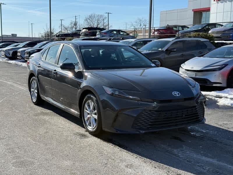 2025 Toyota Camry LE FWD