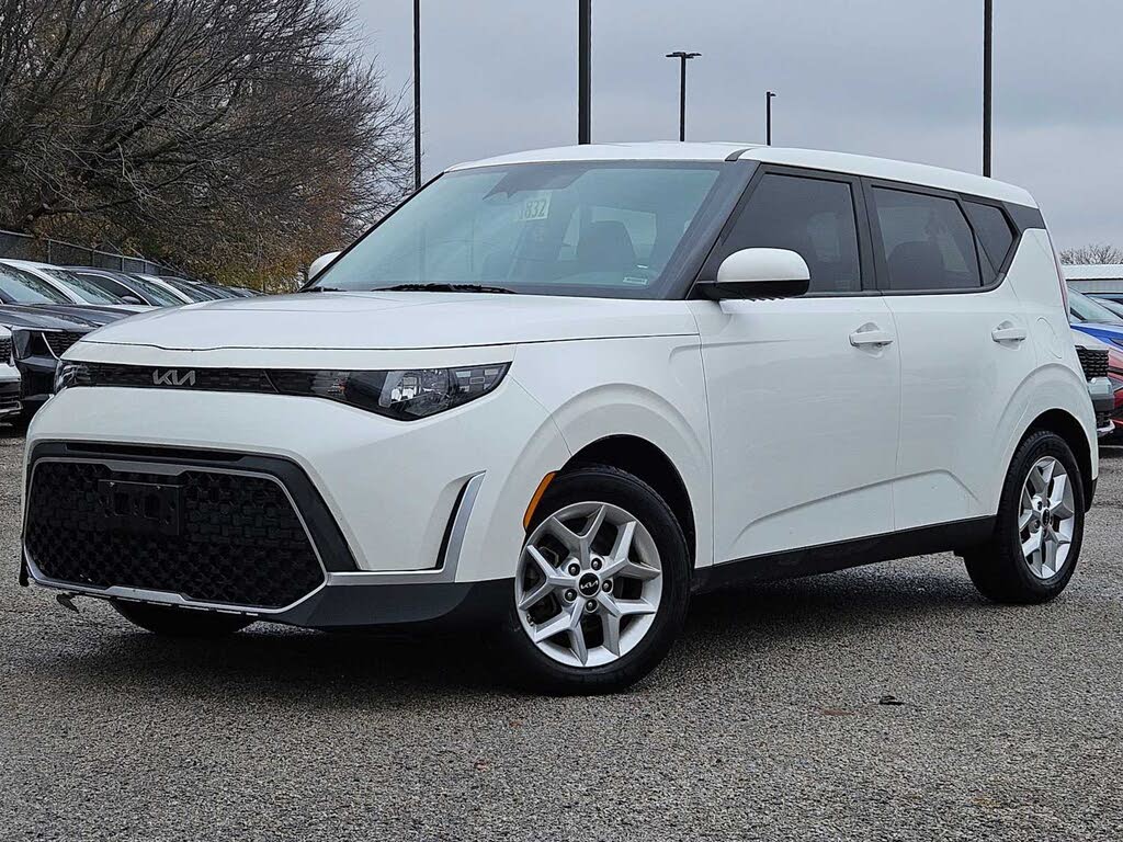 2023 Kia Soul LX FWD