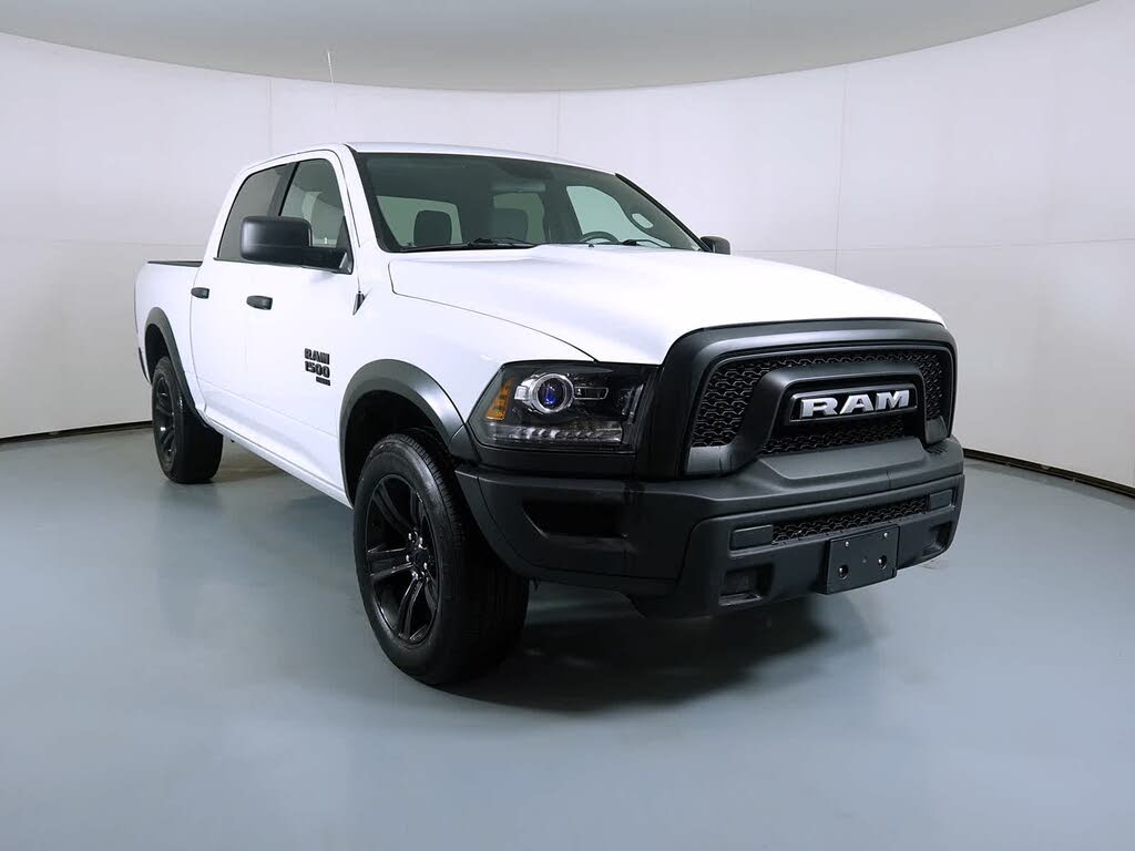 2024 RAM 1500 Classic Warlock Crew Cab 4WD