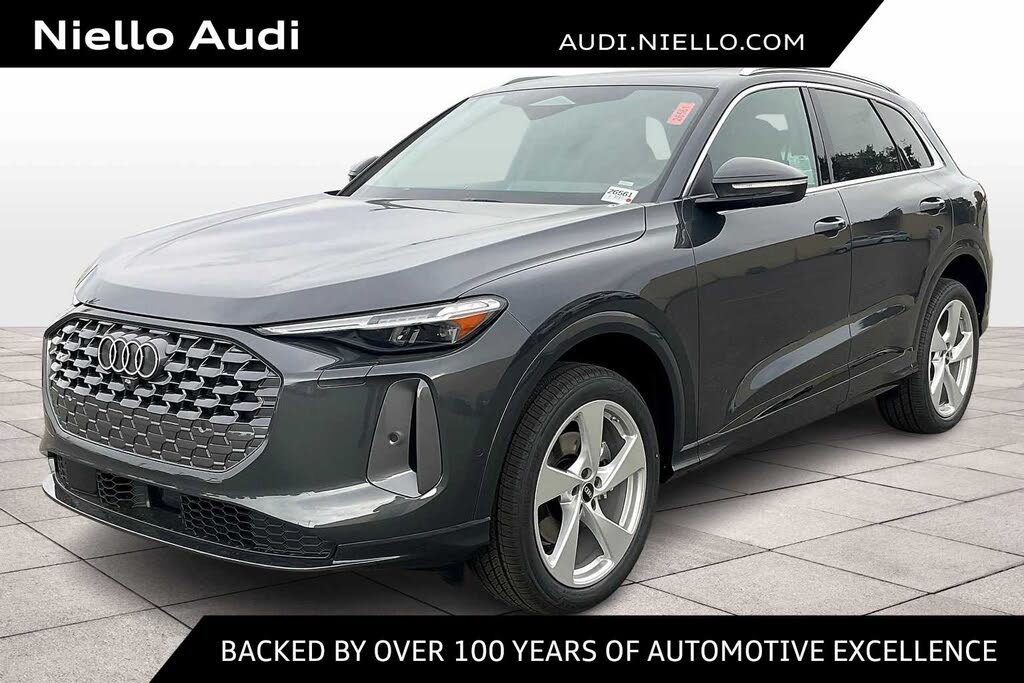 2025 Audi Q5 quattro Premium Plus 40 TFSI