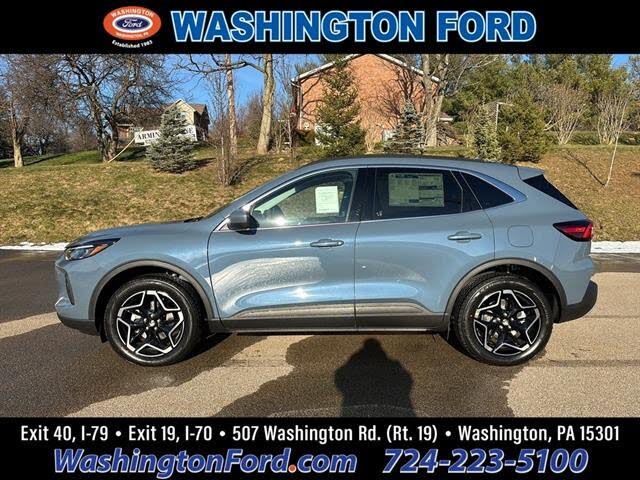 2026 Ford Escape Hybrid Platinum AWD