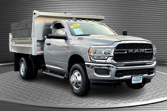 2021 RAM 3500 Chassis Tradesman Regular Cab DRW 4WD
