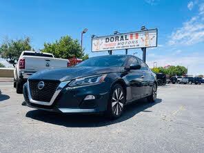 Nissan Altima 2.5 SV FWD