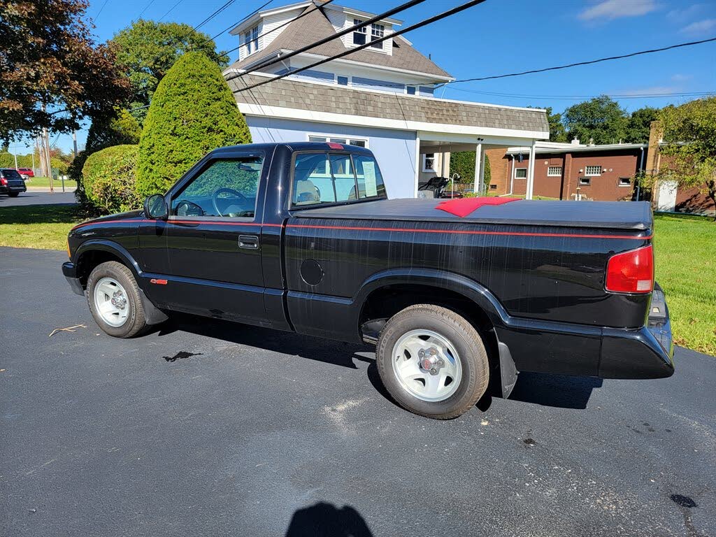 1994 Chevrolet S-10 LS RWD