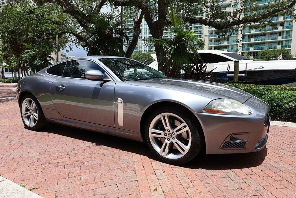 2007 Jaguar XK-Series XKR Coupe RWD