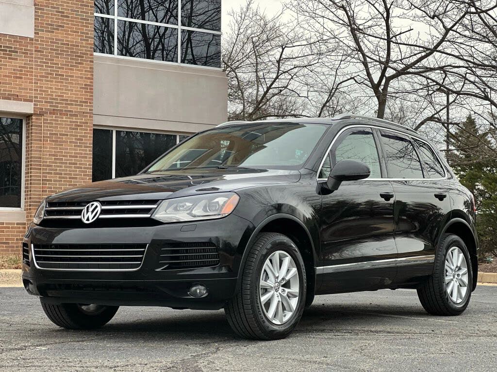 2014 Volkswagen Touareg TDI Sport with Nav