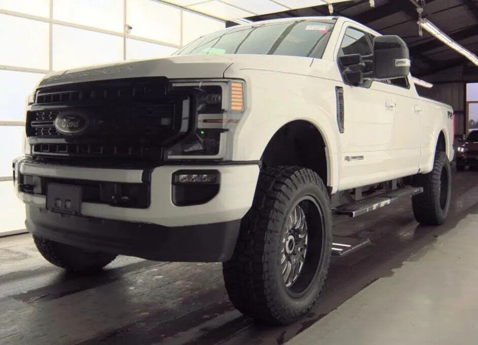 2020 Ford F-250 Super Duty Lariat Crew Cab 4WD