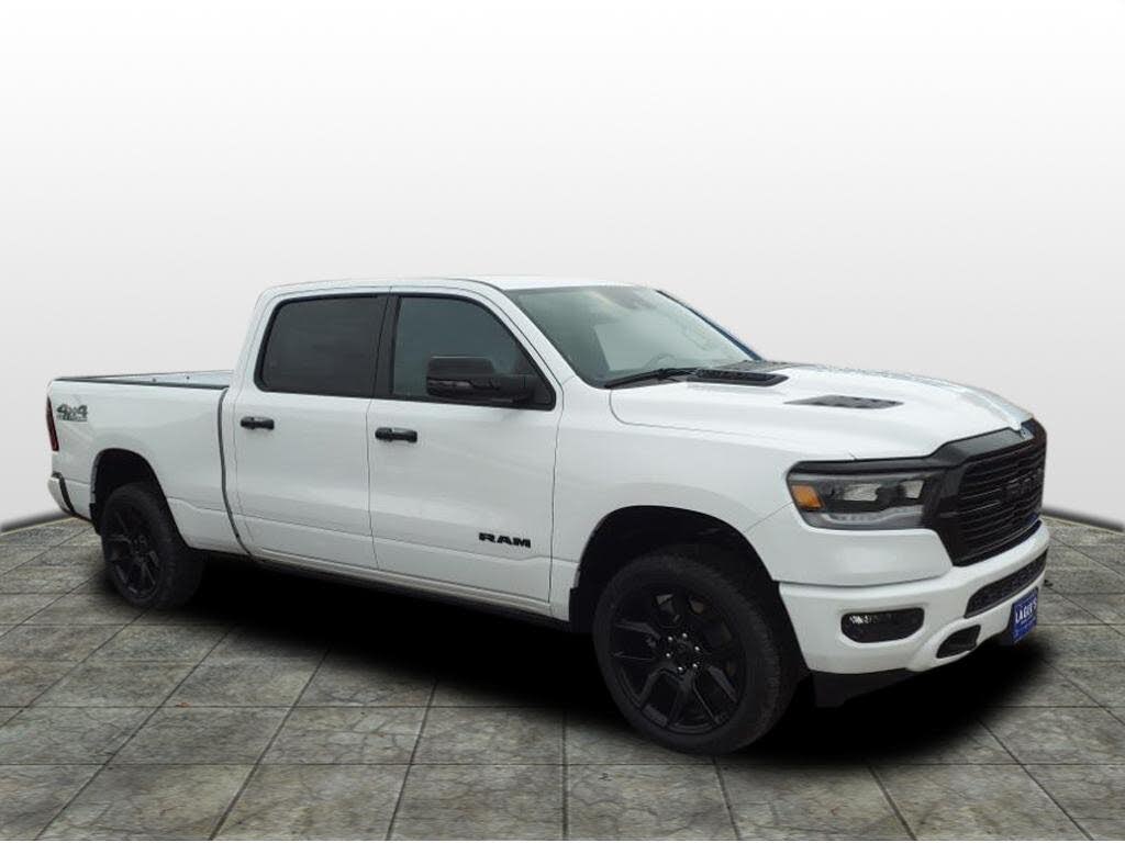 2023 RAM 1500 Laramie Crew Cab 4WD
