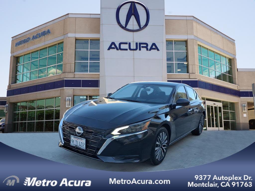 2024 Nissan Altima 2.5 SV FWD