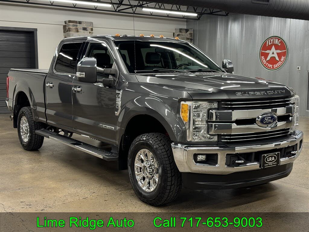 2017 Ford F-250 Super Duty Lariat Crew Cab 4WD