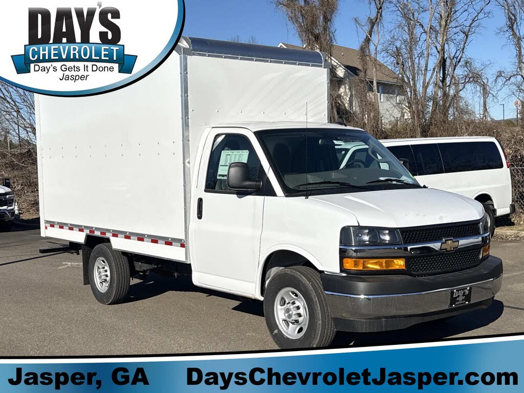 2025 Chevrolet Express Chassis 3500 Cutaway 139