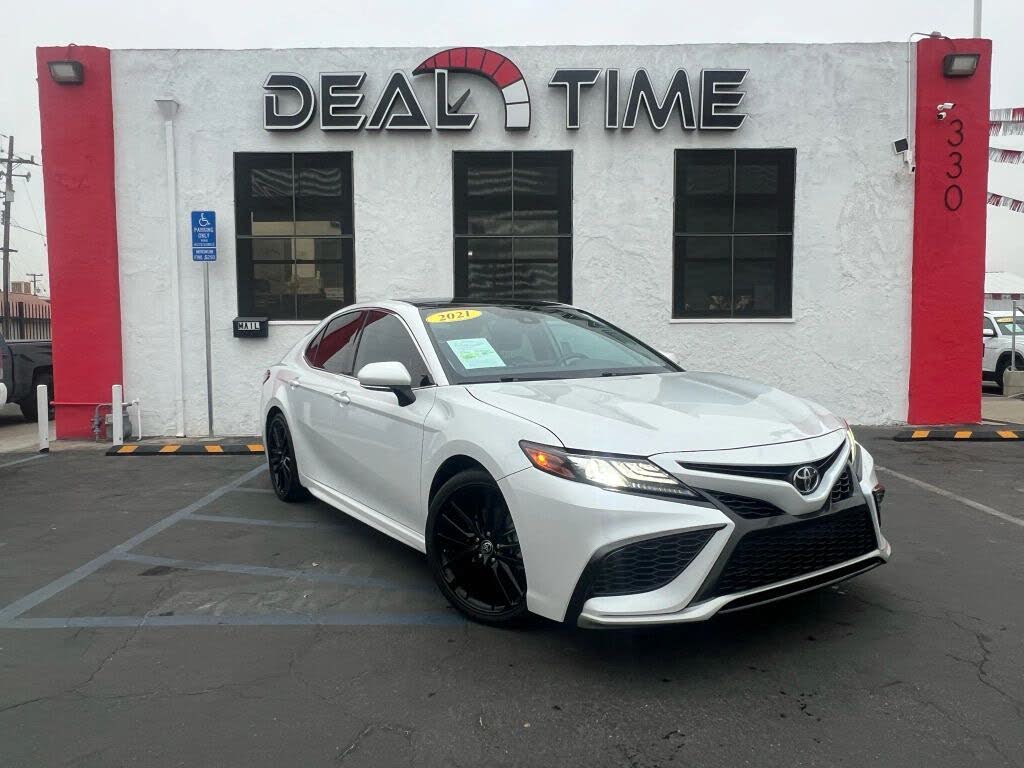 2021 Toyota Camry XSE FWD