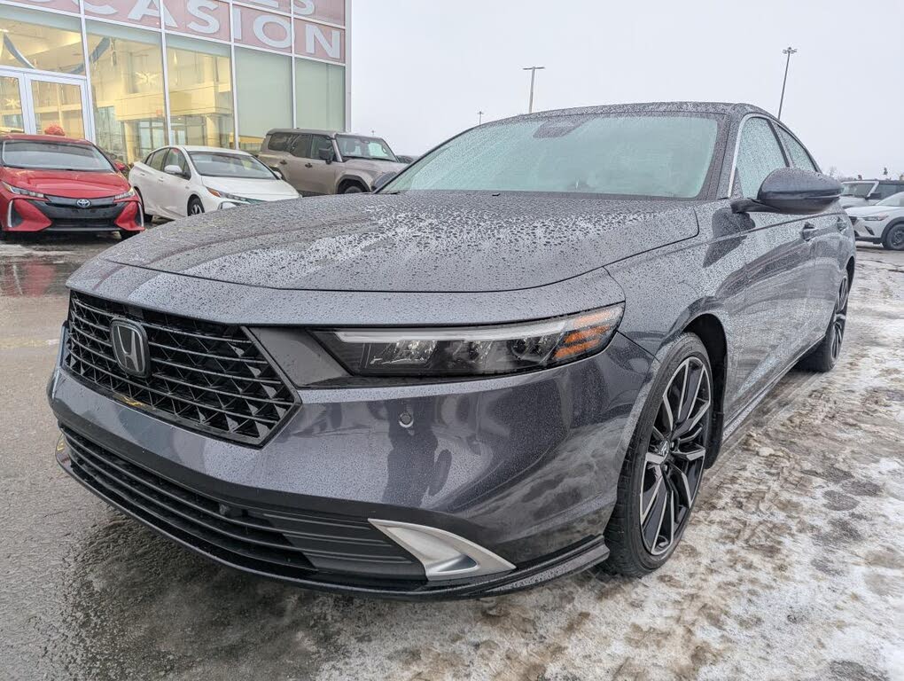 Honda Accord Hybrid Touring FWD 2023