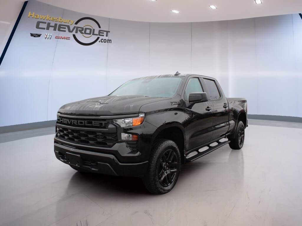 2025 Chevrolet Silverado 1500 Custom Trail Boss Crew Cab 4WD