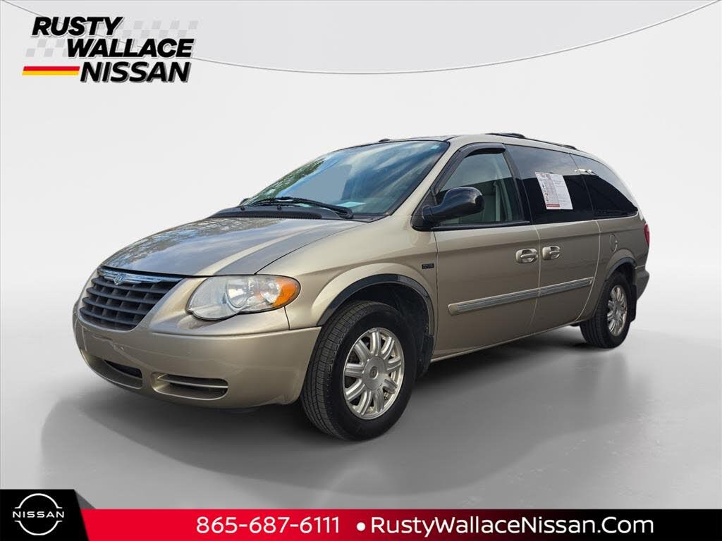 2007 Chrysler Town & Country Touring LWB FWD