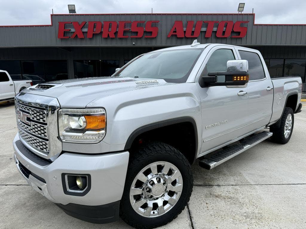 2018 GMC Sierra 2500HD Denali Crew Cab SB 4WD